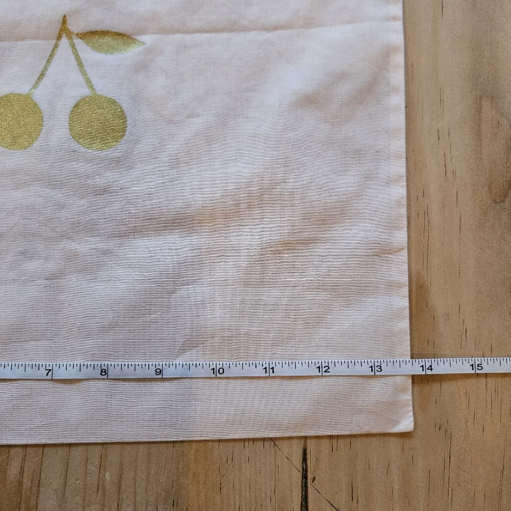 Bonpoint Paris cherry dust/ storage bag